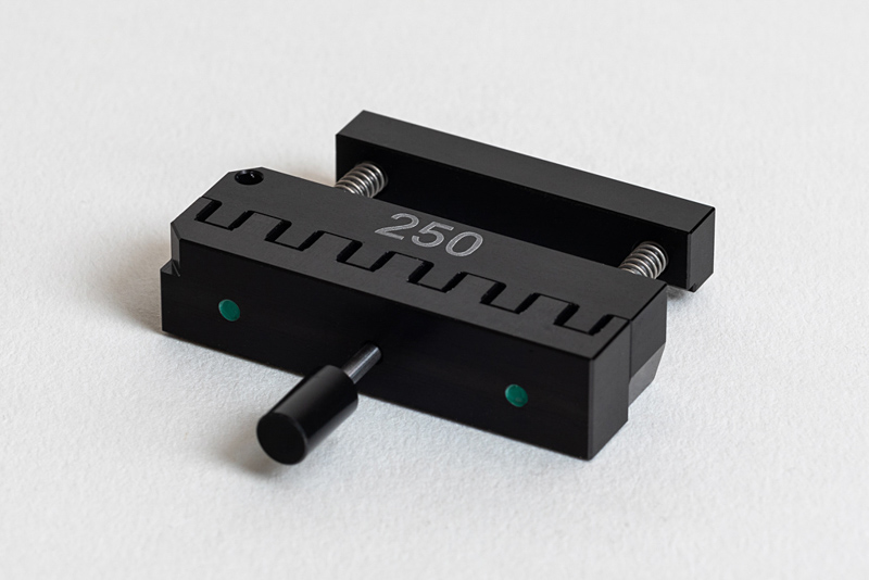 Faserhalter 250 µm für Glasfasertrenngerät Corning FBC005 - FBC006, Artikel-Nr. S46999-M9-S37