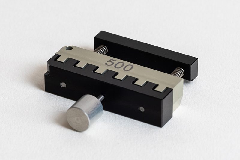 Faserhalter 500 µm - DNL - F für Glasfasertrenngerät Corning FBC005 - FBC006, Artikel-Nr. S46999-M9-S37-DNL-500-F